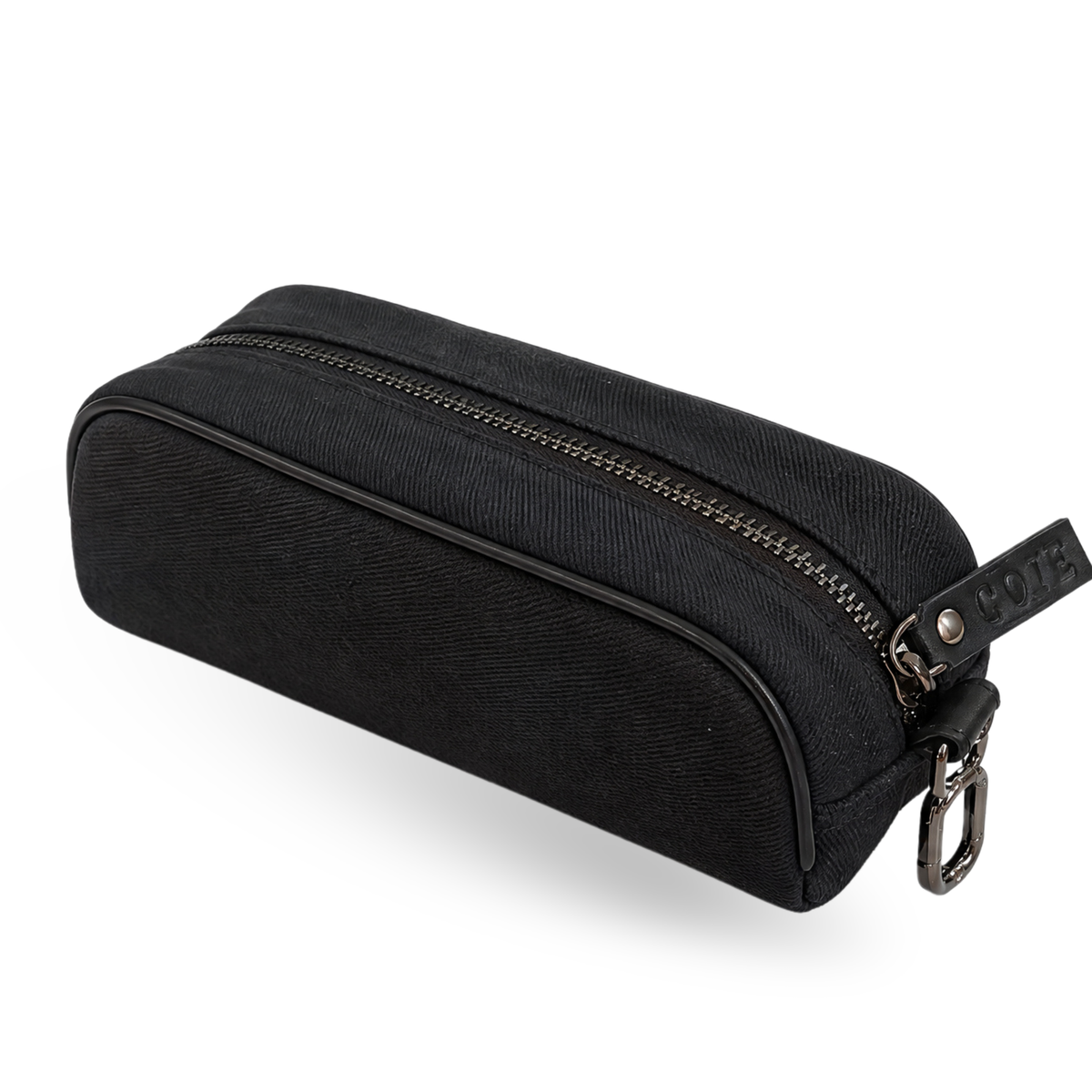 COVR Total Black clip-on padel ball pouch on a white background